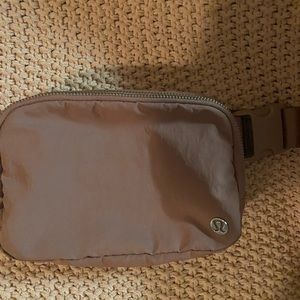 Lululemon Fanny pack